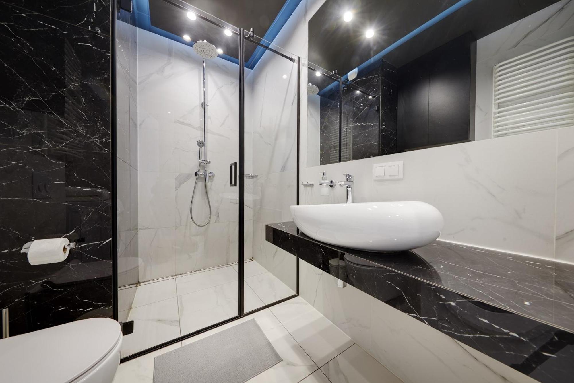 Golden Apartments Sokolska 30 Towers - Great Location&74 Катовице Екстериор снимка